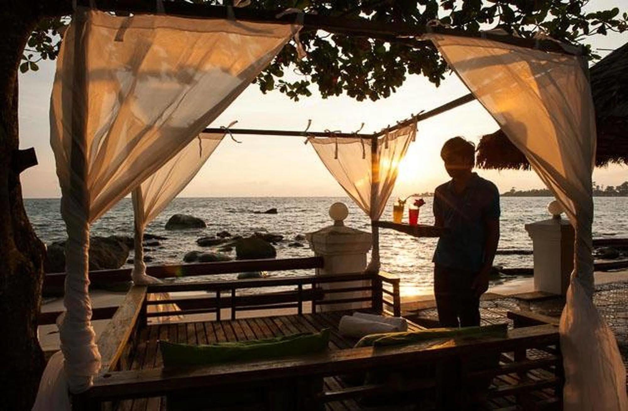 Malibu Bungalows Sihanoukville Exterior photo